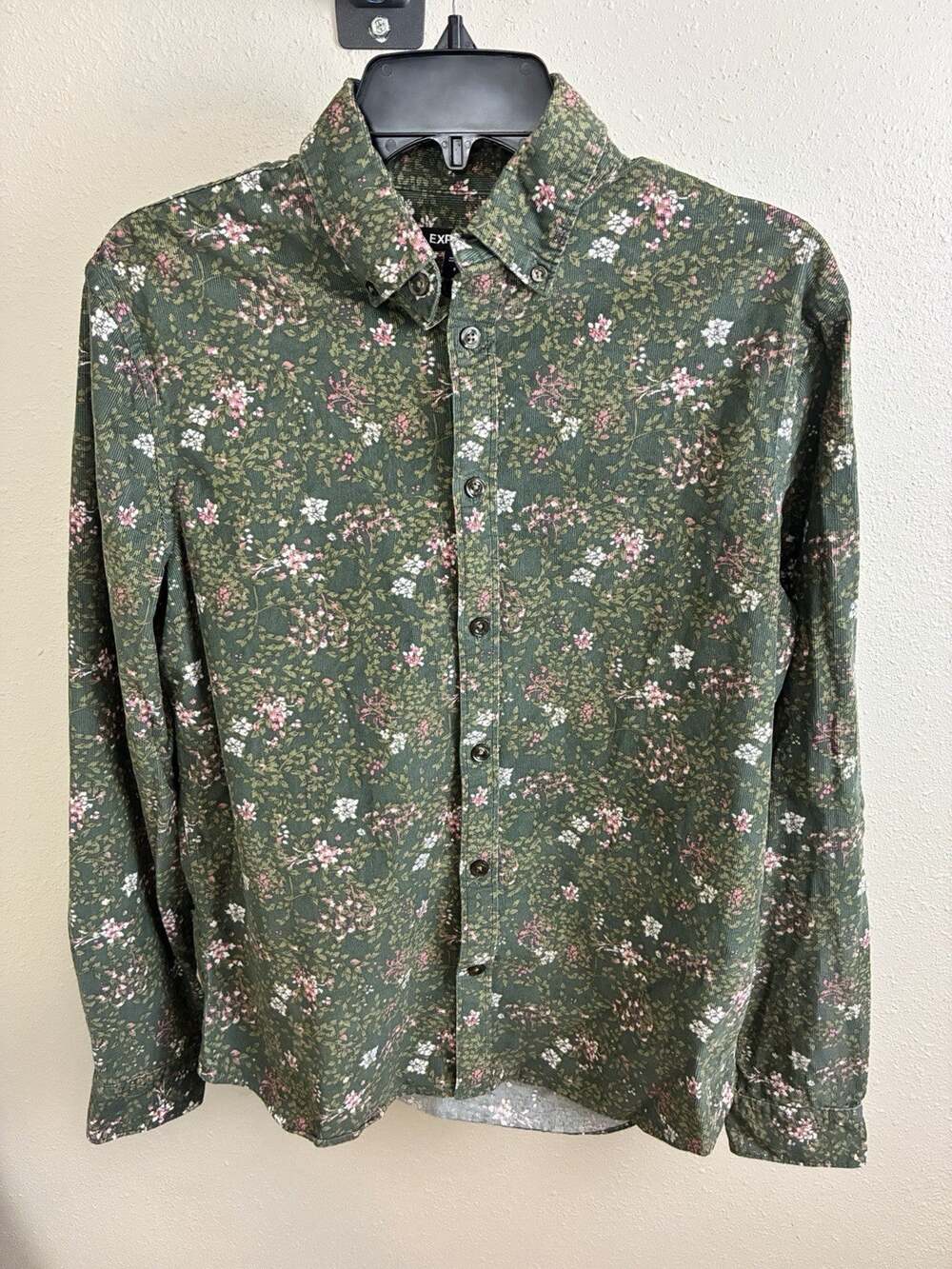 Express Shirt Mens Large Small Green Floral Corduroy Long Sleeve Button Down
